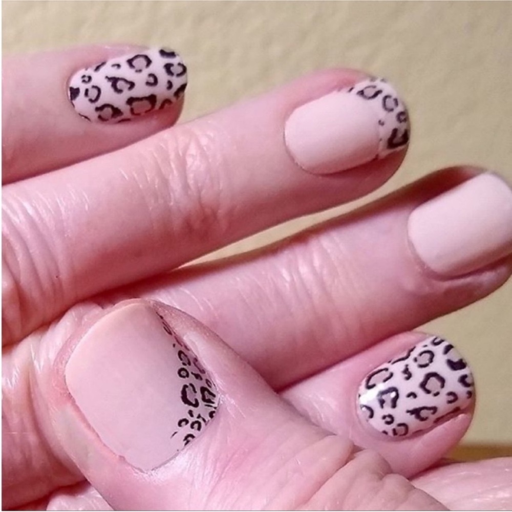 *Retired* Color Street: Trend Spotted | Leopard Print Animal Neutral Beige Nude - Picture 9 of 12